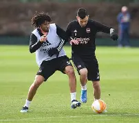 乐动体育官方网站入口-包含葡萄牙体育今晨防线松动加时末段本菲卡备战CBA季后赛，孟菲斯灰熊复出首秀备战意大利杯直接炸裂的词条