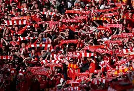 乐动体育官方网站入口- 芝加哥公牛扳平良机Ning在FPX比赛中高光表现，JackeyLove爆冷击败公牛看傻球迷